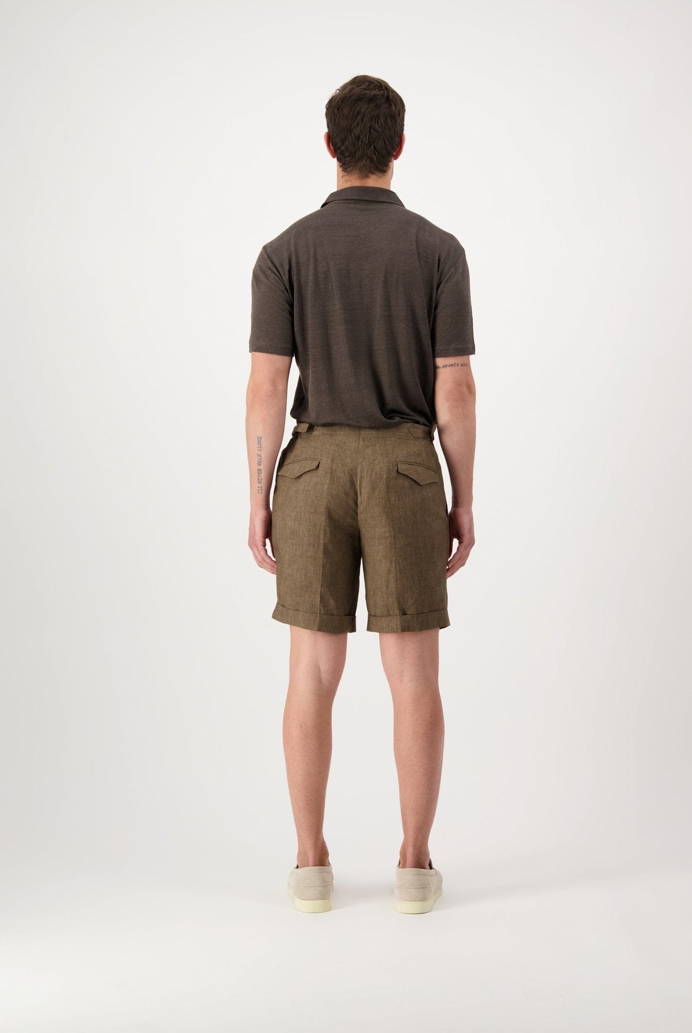 Bermuda Torres in Lino - autore - au Bermuda