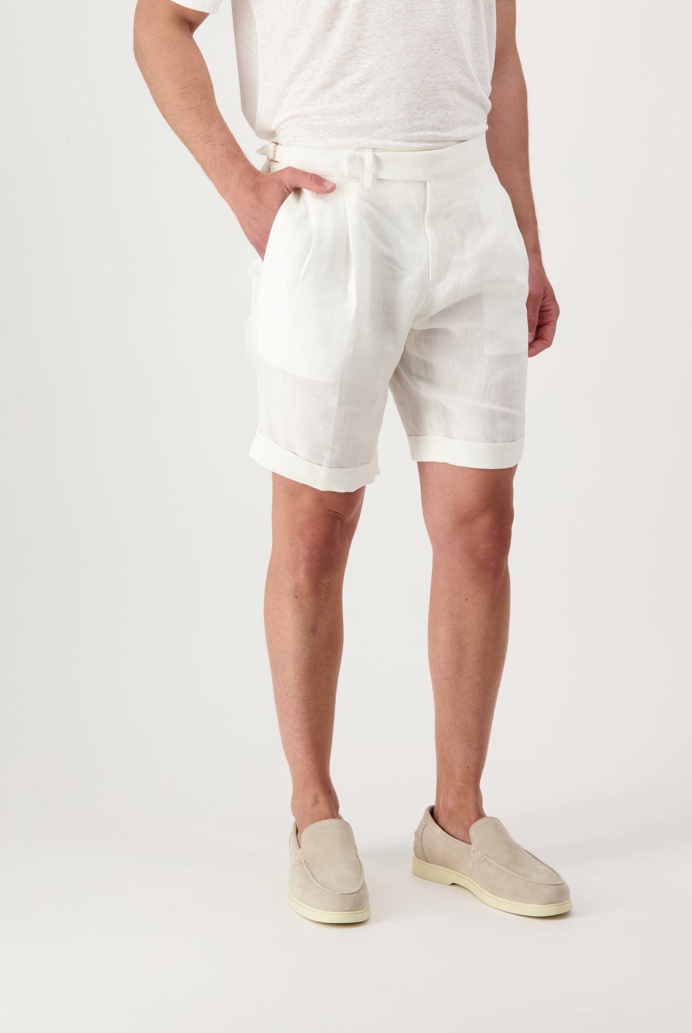 Bermuda Torres in Lino - autore - au Bermuda