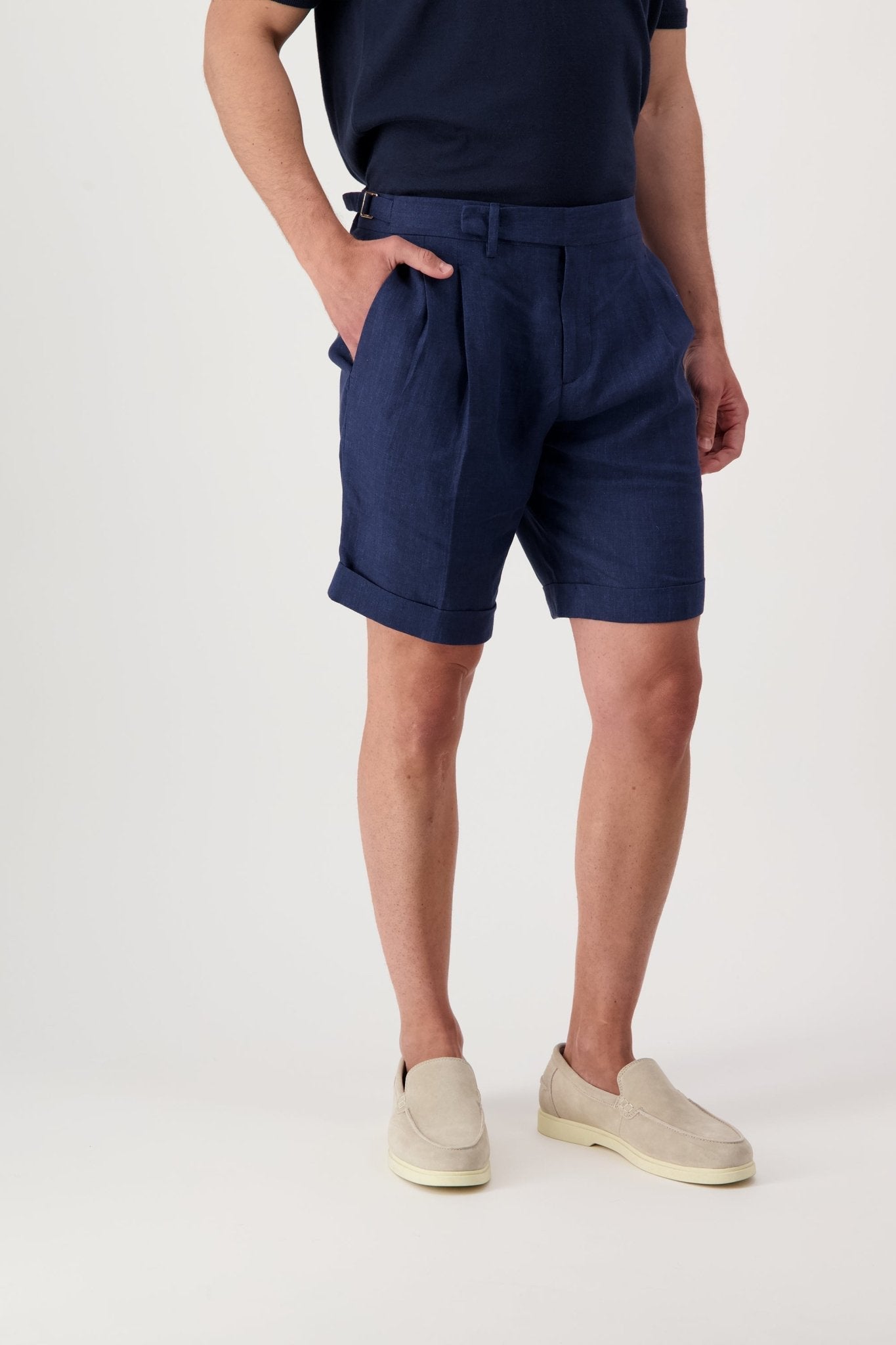 Bermuda Torres in Lino - autore - au Bermuda